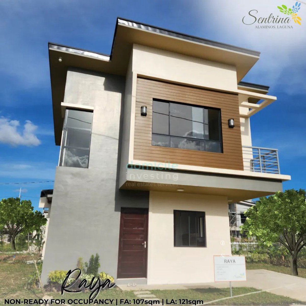 4 bedroom.single attached house for sale in Alaminos, Laguna