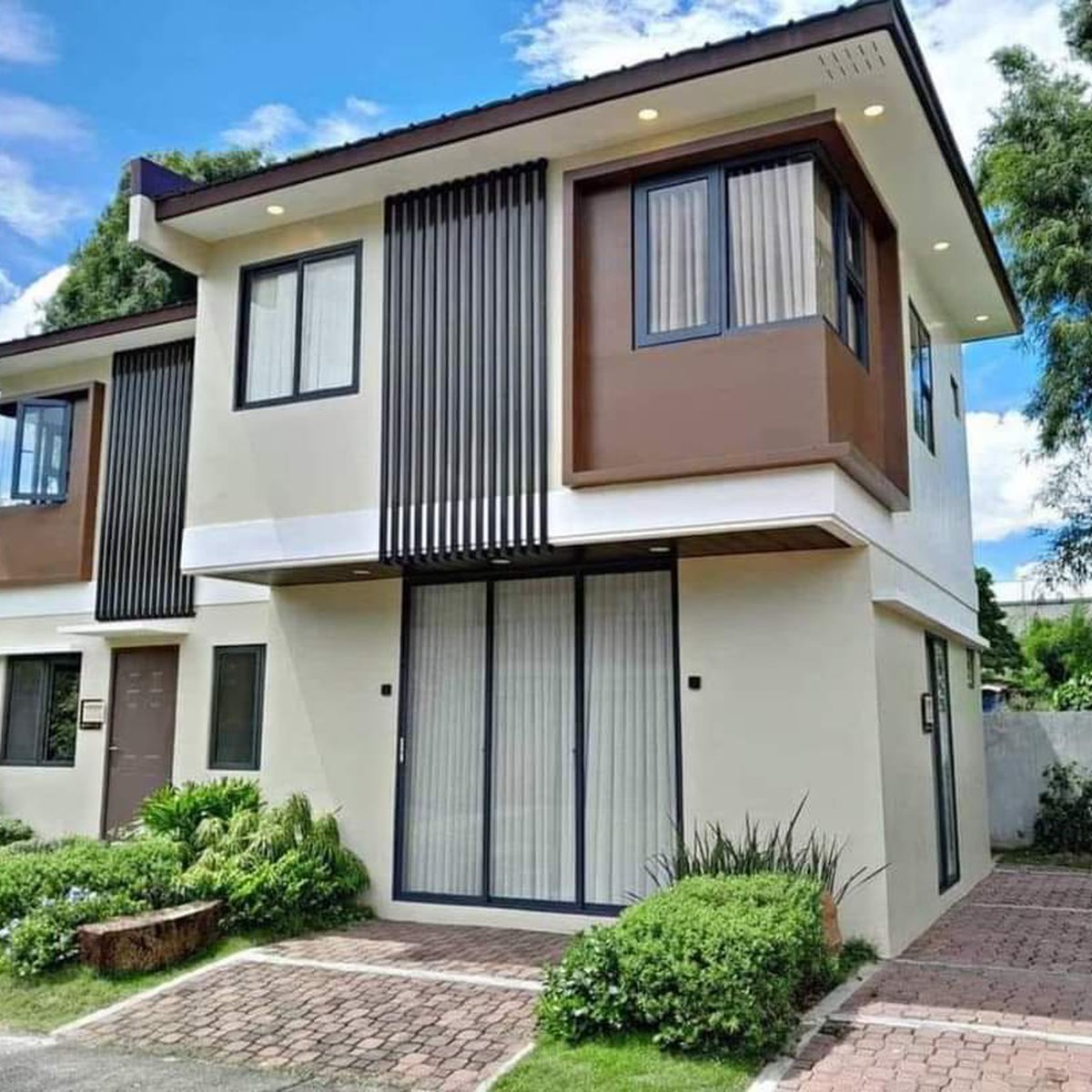 3 bedroom modern asian preselling quadruplex in Gen. Trias Cavite ...