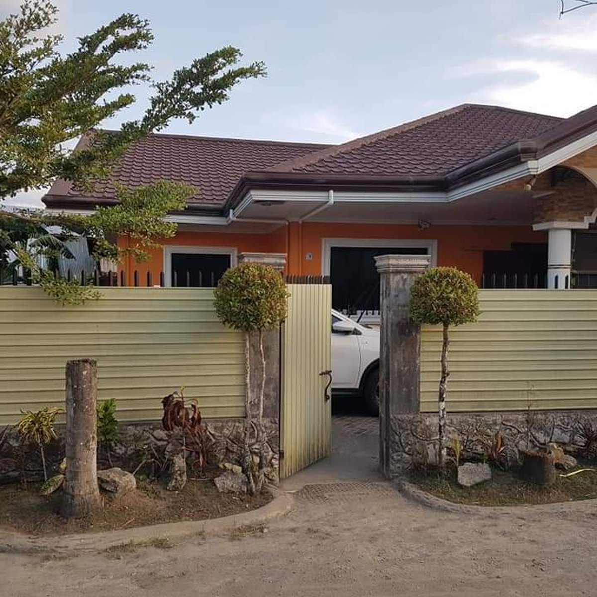 House & Lot [House and Lot 🏘️] (September 2021) in Surigao City