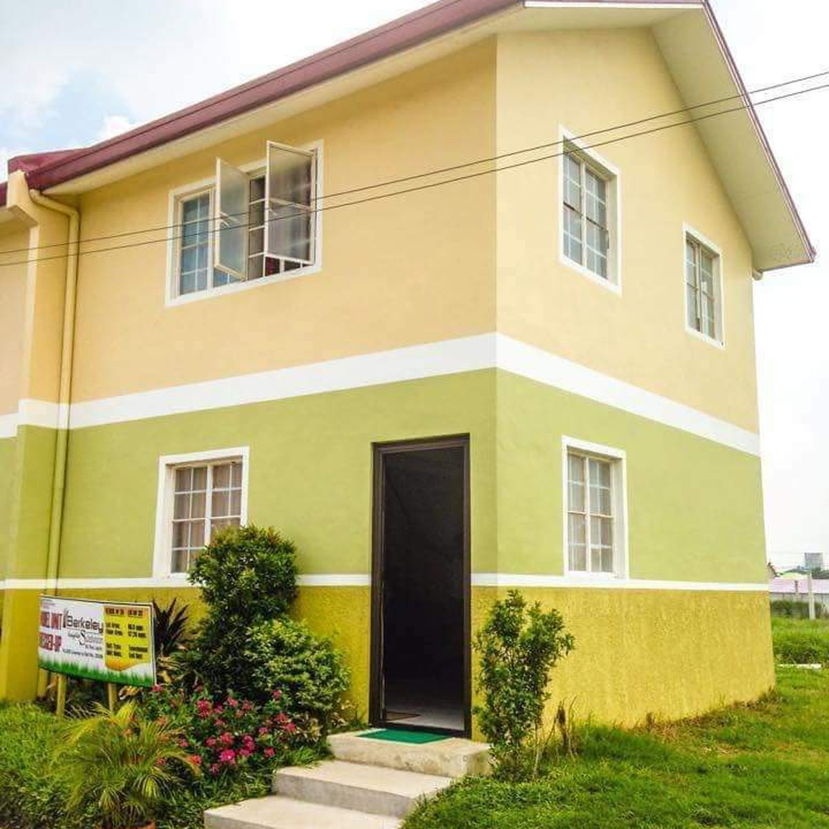 An affordable Townhouse in Sta.Rosa, Laguna [House and Lot 🏘️] (January