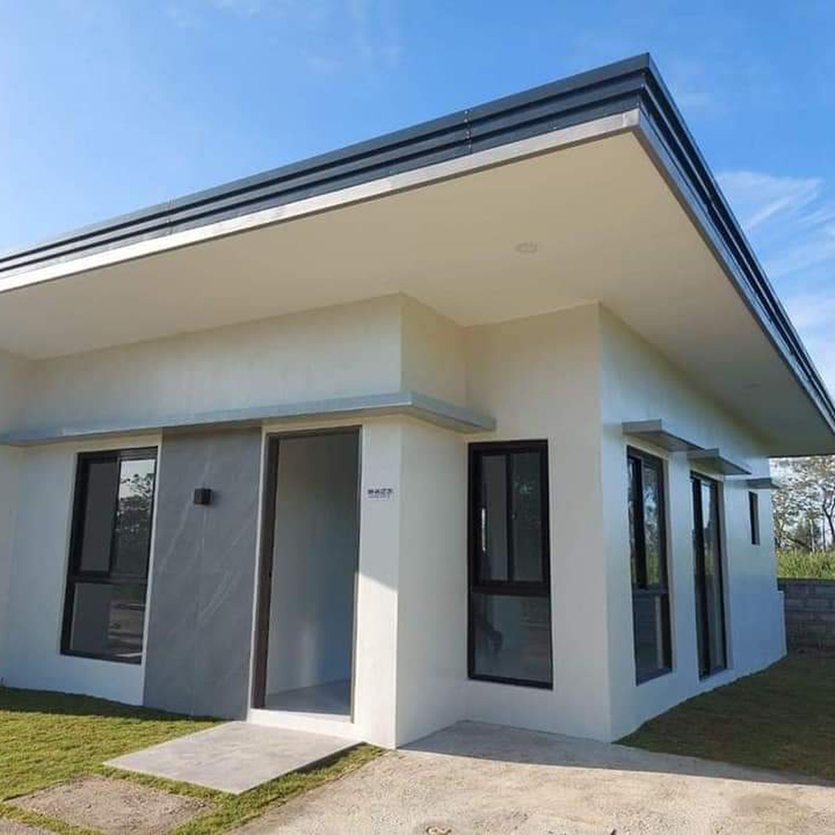 RFO 2 BEDROOM SINGLE ATTACHED HOUSE FOR SALE IN PLARIDEL BULACAN [House