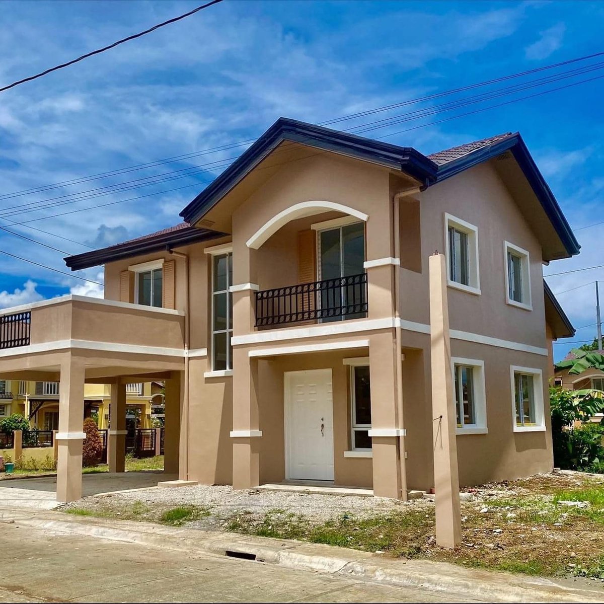 5 Bedroom House and Lot in Pili, Camarines Sur [House and Lot 🏘️