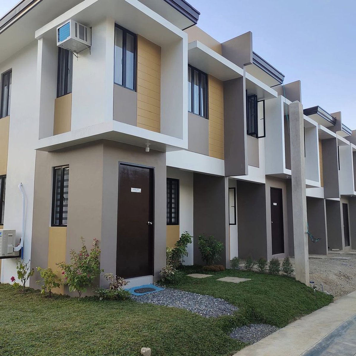 PreSelling3Bedroom 2 Storey House for Sale Familia Verde,CDO [House