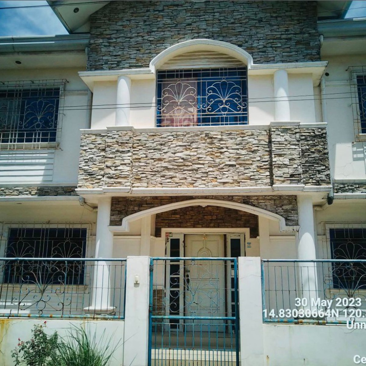 OLD HOUSE FOR SALE IN RUFINA GOLDEN VILLAGE MALOLOS BULACAN [Houses and ...