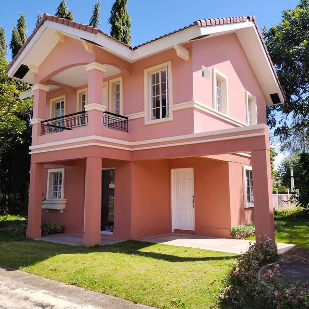 3bedroom Single Detached House For Sale in Mexico Pampanga [House and