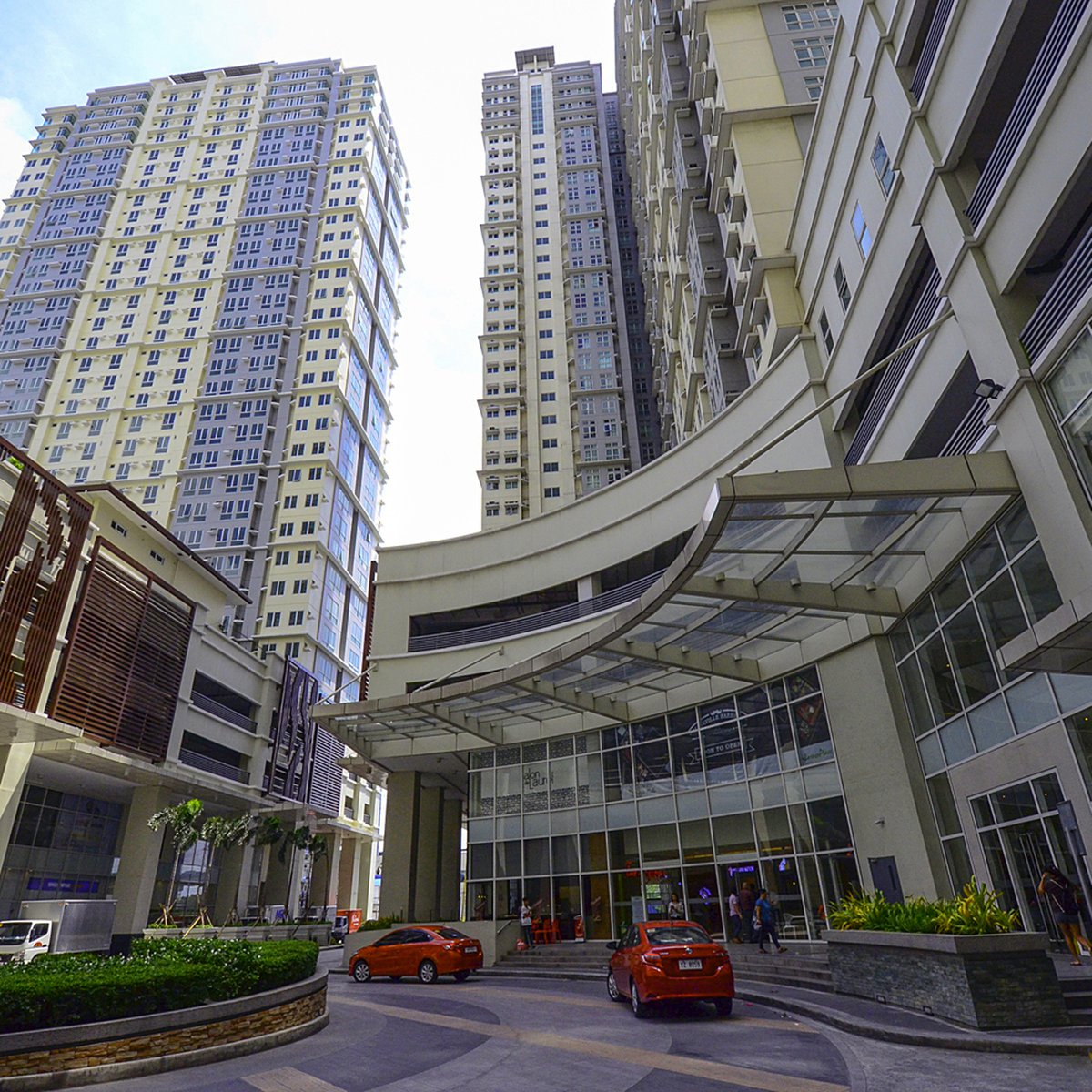 Ready for Occupancy 2BR Unit 10 DP LIPAT AGAD! Pet Friendly! [Condo 🏙️