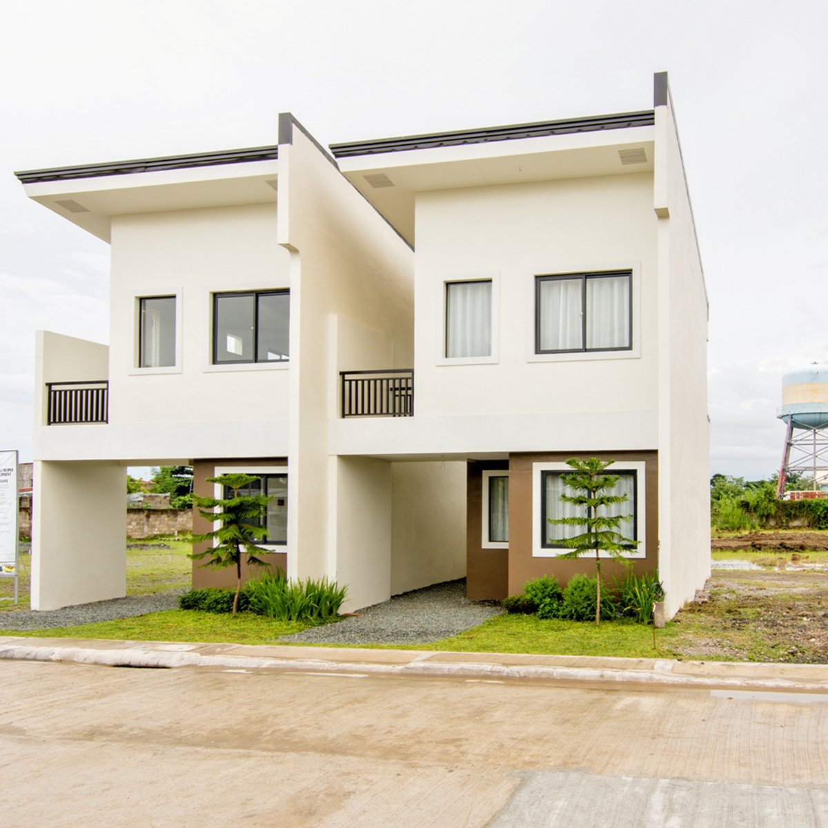 2-bedroom Single Attached House For Sale in Santa Rosa Laguna