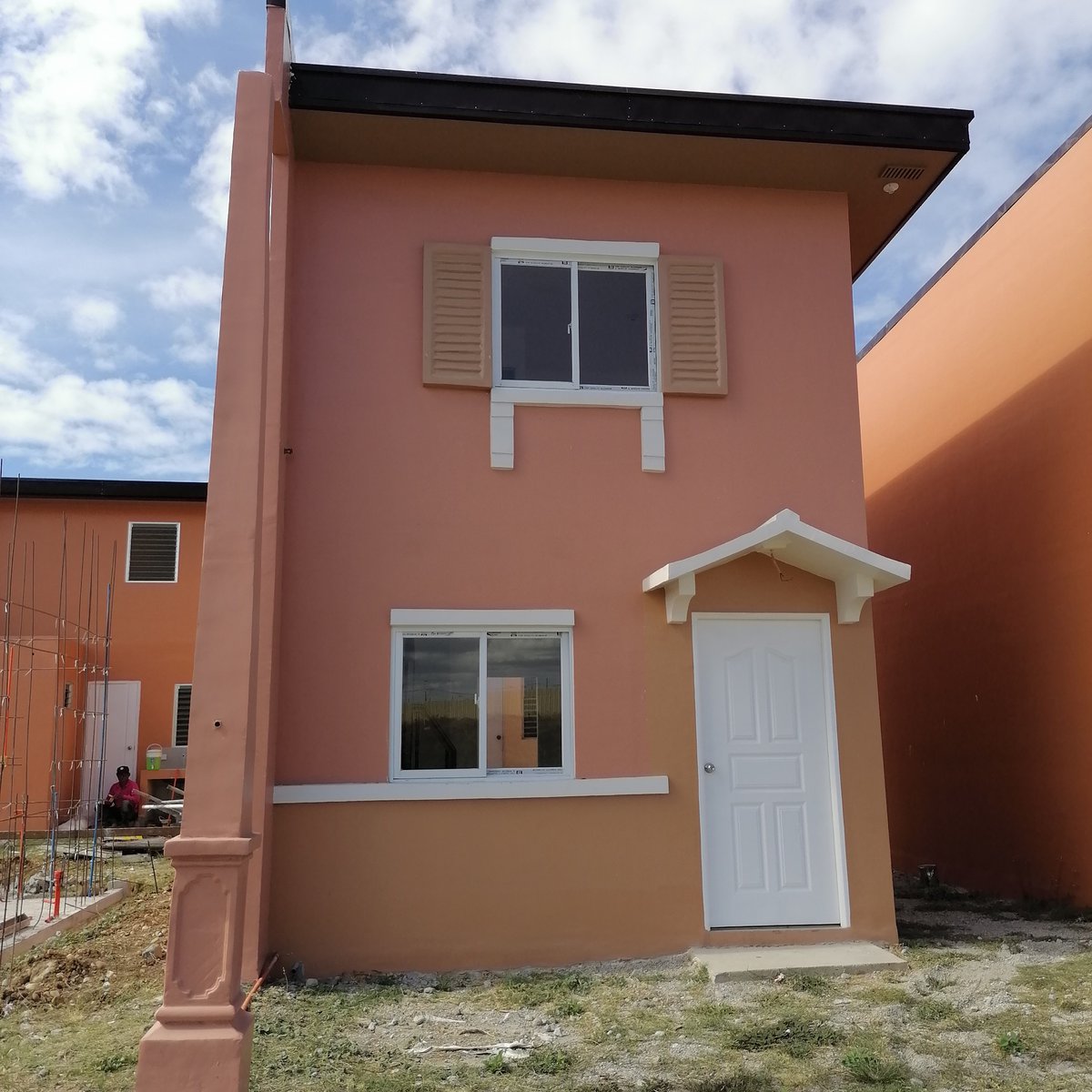 RFO 2bedroom Single Attached House Renttoown in Valenzuela [House