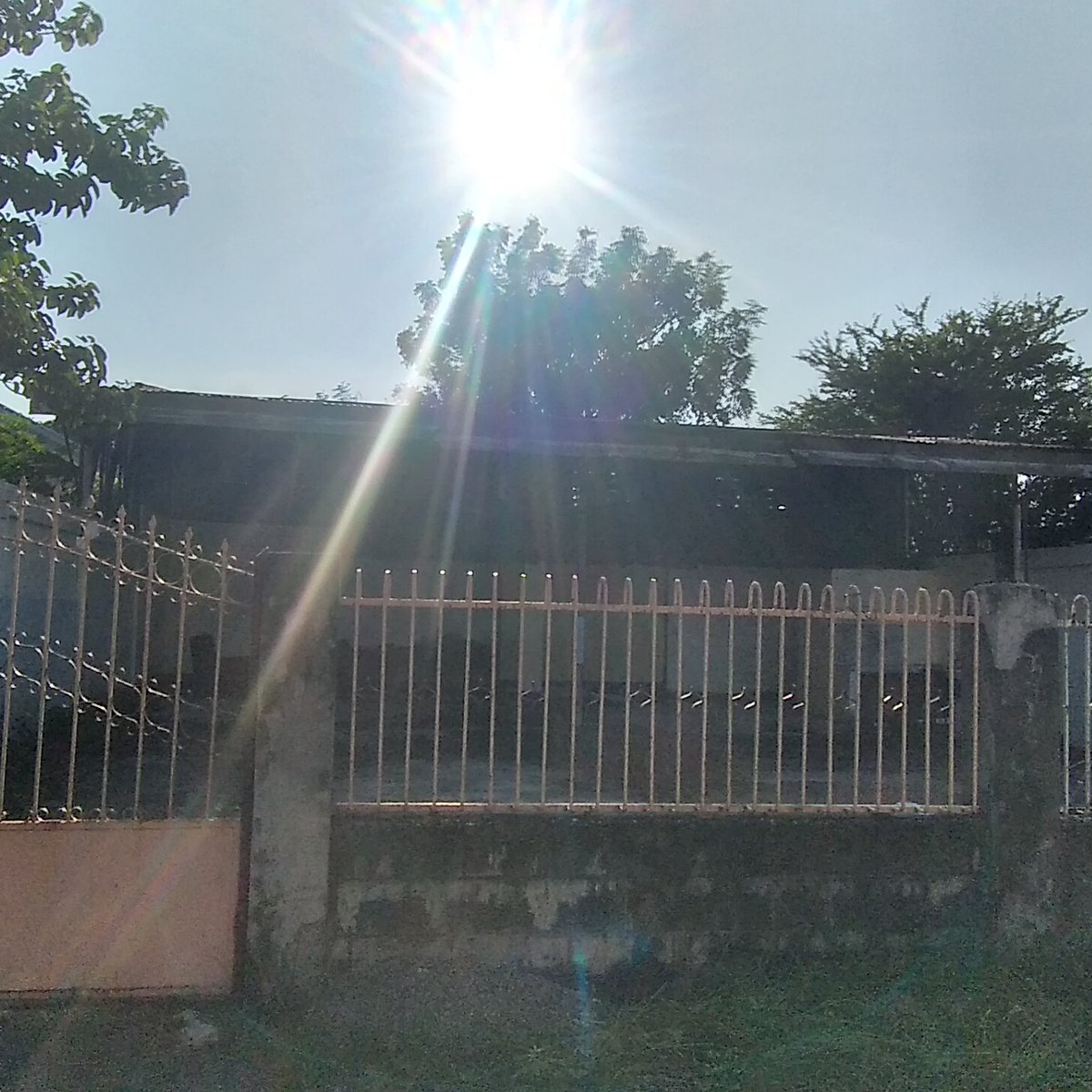 Ideal for Residential house. Accessible to church ,school, beach, mall