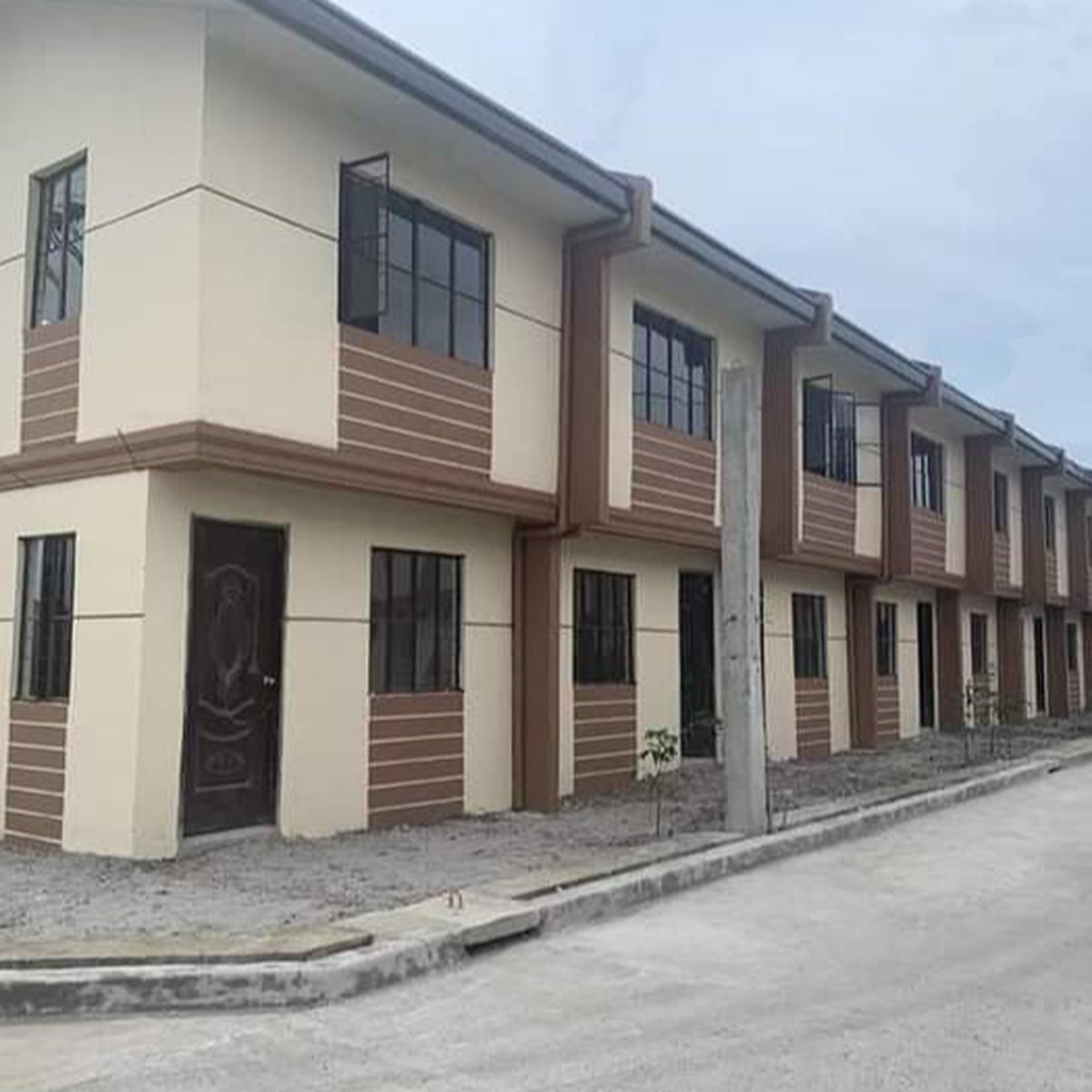 PRE SELLING PERIMETER LOT HOUSE IN LOT FOR SALE IMUS CAVITE?? [House