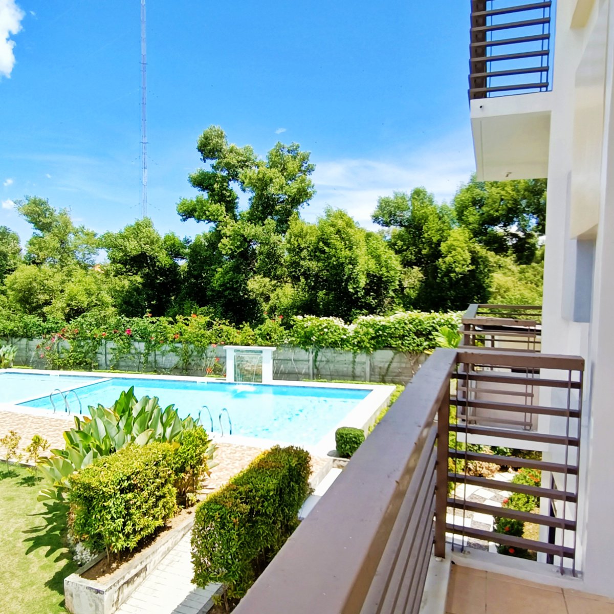 2BR Ready for occupancy Walkup Low Density Condo at Talisay City