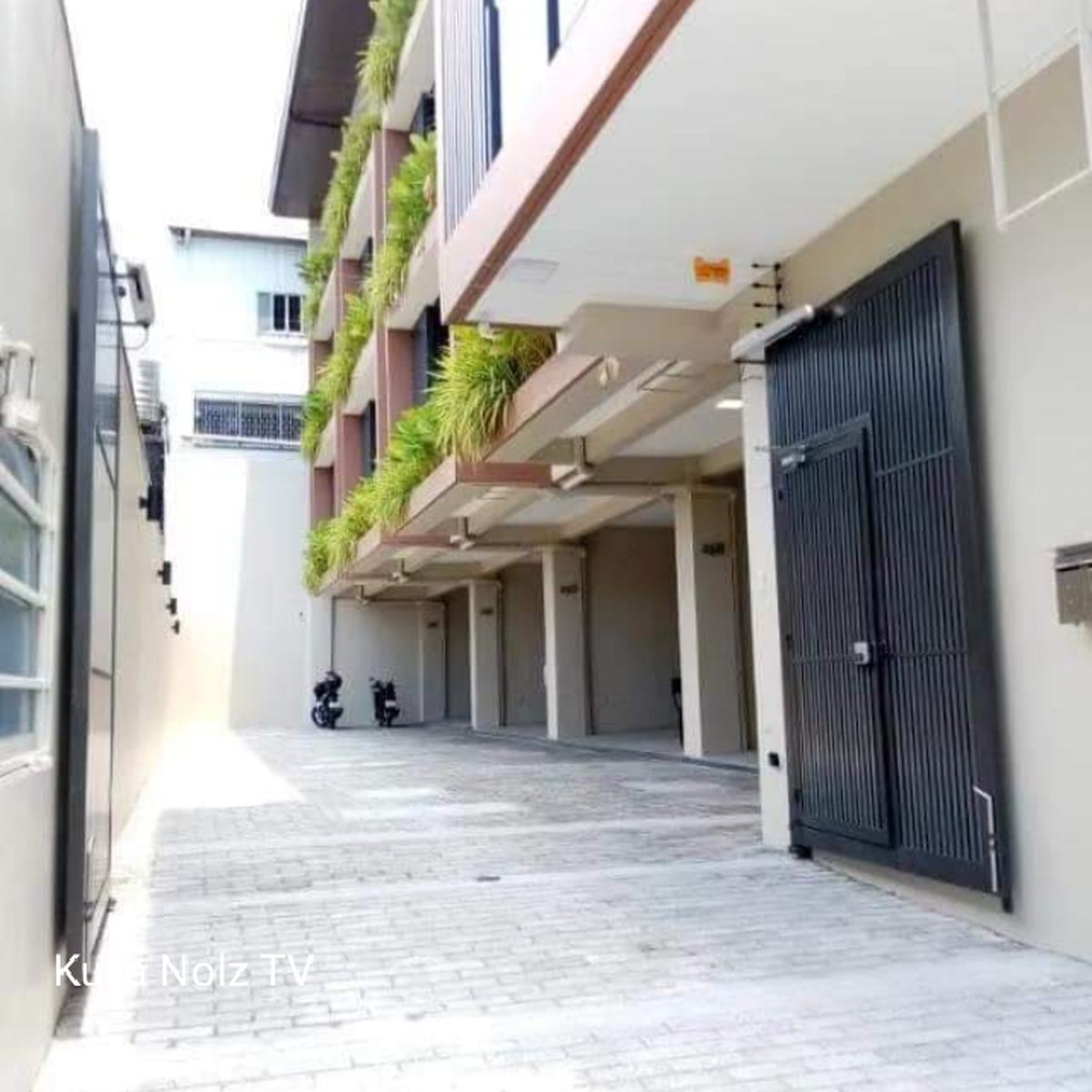 4 bedroom townhouse for sale in cubao Quezon city/Qc Metro Manila [House and Lot 🏘️] (November