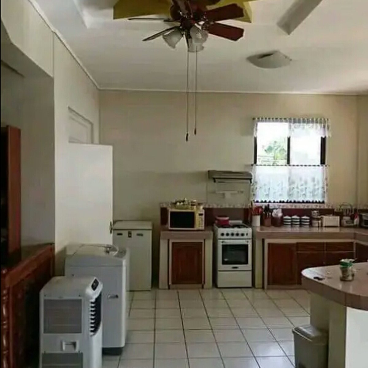 600 sqm Beach House Property For Sale in Jasaan Misamis Oriental [Beach