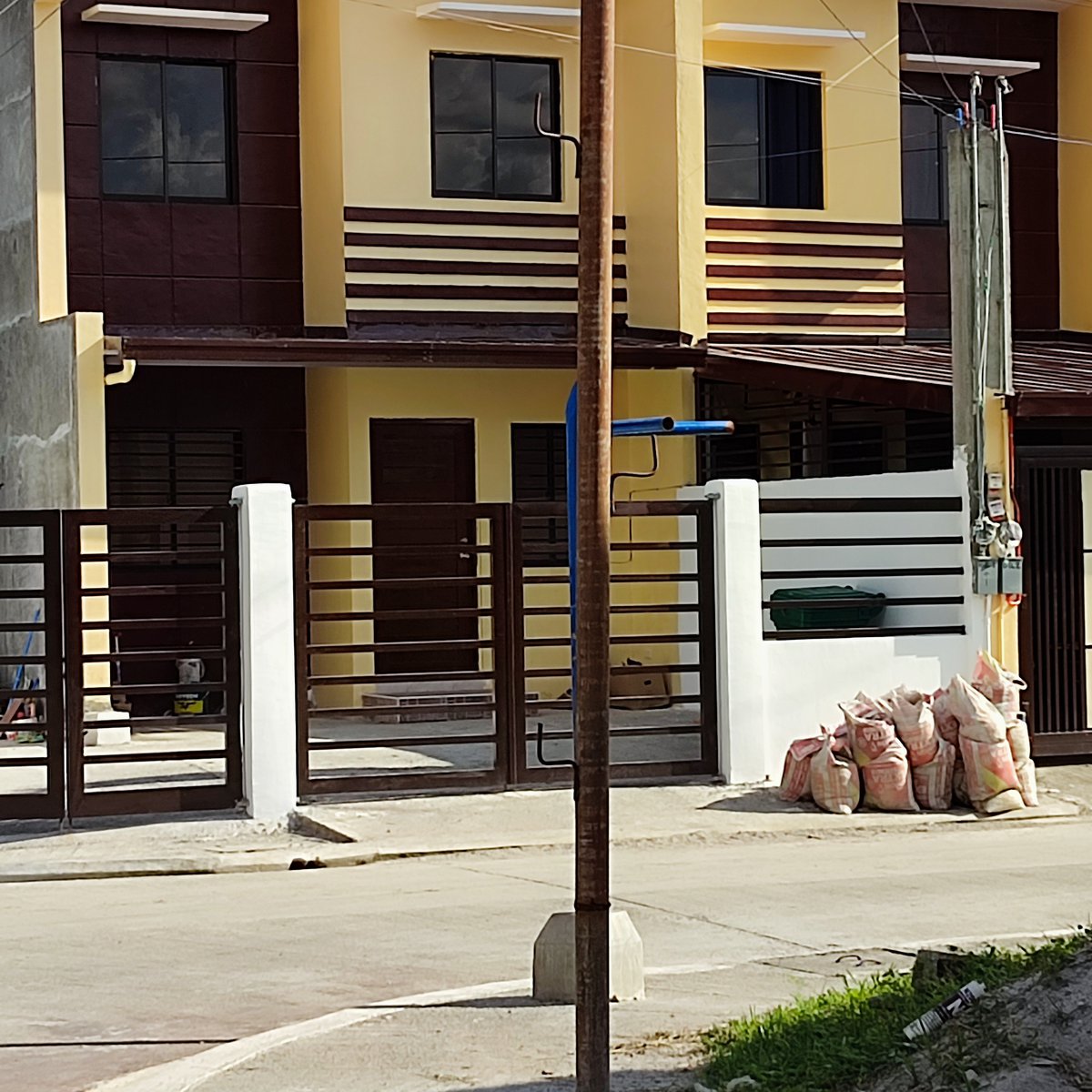 Townhouse for sale in cainta rizal [House and Lot 🏘️] (August 2023) in