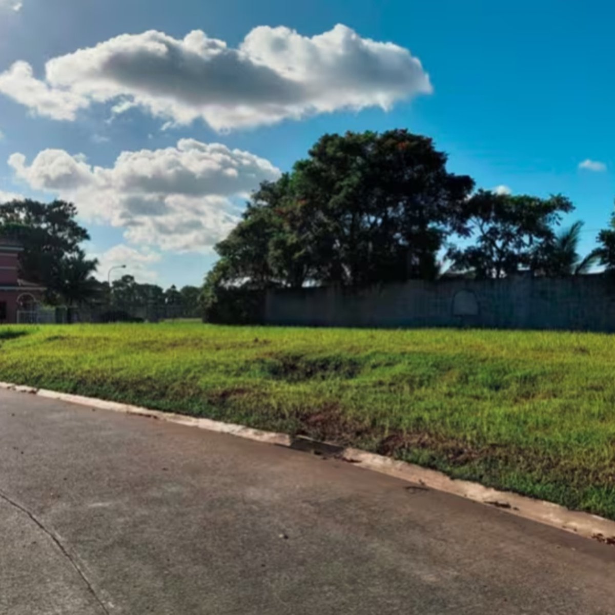 Foreclosed Lot in Caribe at the Island Park Dasmarinas Cavite [Lot 🚜