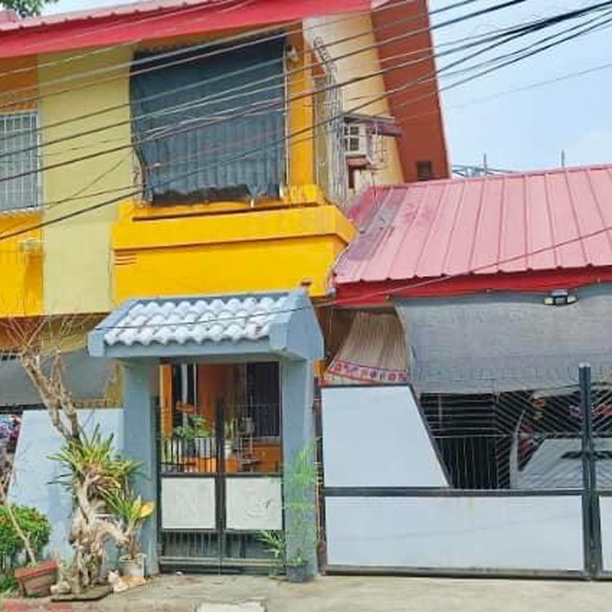 3bedroom House and Lot with Garage in Atimonan Quezon [House and Lot 🏘