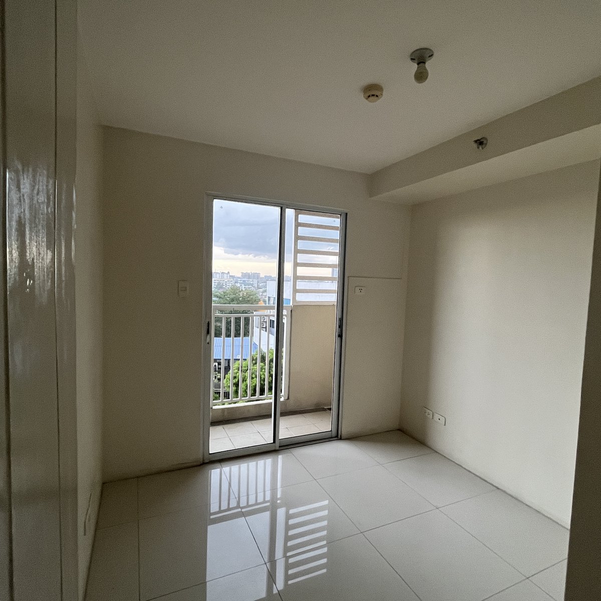 48.18 sqm 2-bedroom Condo For Sale in Pasig Metro Manila