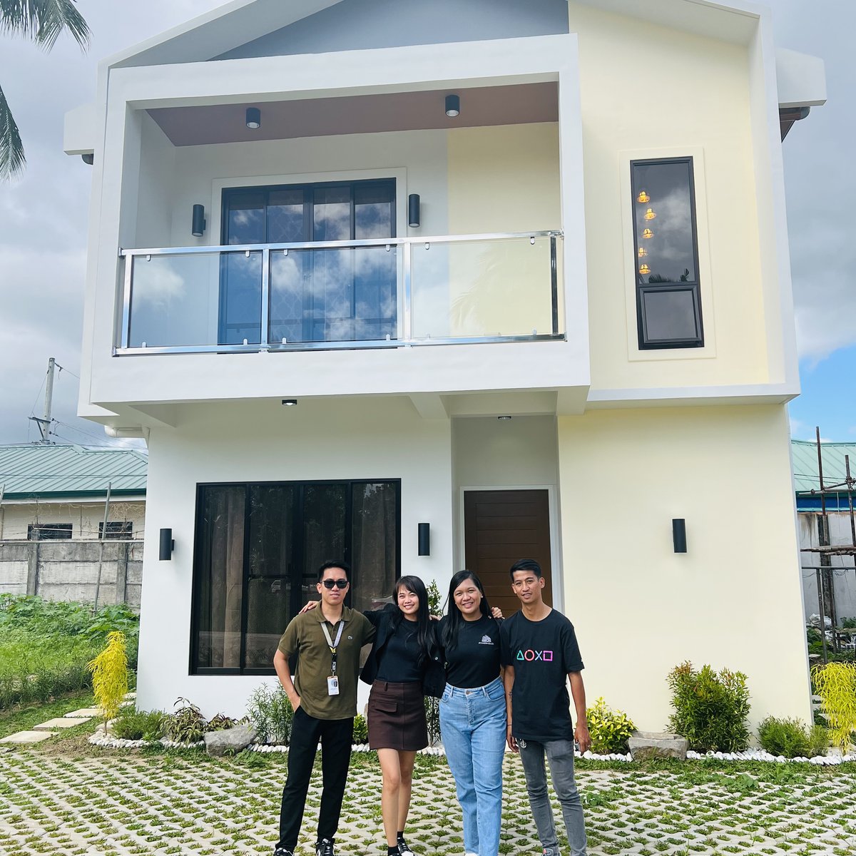 Diamond Heights 3 carport, 3 bedrooms Single Attached Brgy. Latag Lipa