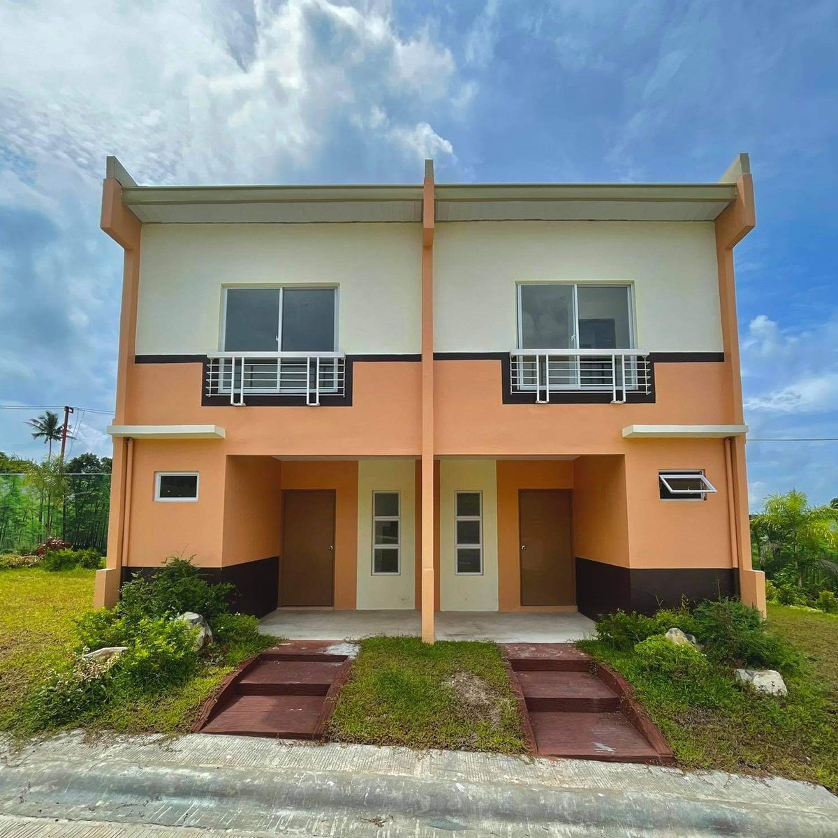 Ready for Occupancy Townhouse in San Pablo Laguna [House and Lot 🏘️