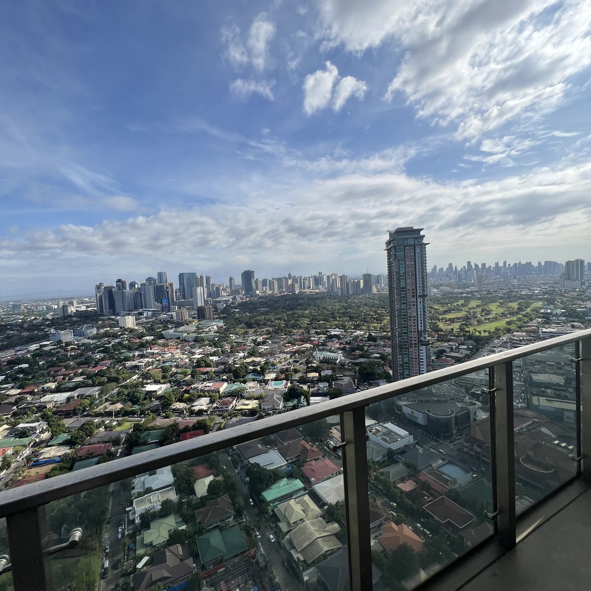 Penthouse Unit for Sale in 27 Annapolis Greenhills San Juan Manila