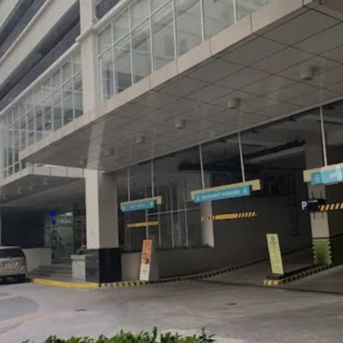 Parking Lot For Sale in Makati Metro Manils [Lot 🚜] (April 2024) in