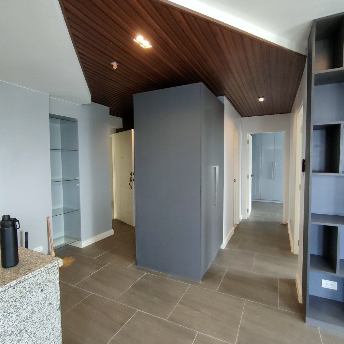 Studio type Condominium(Bare Type) [Condo 🏙️] (September 2021) in