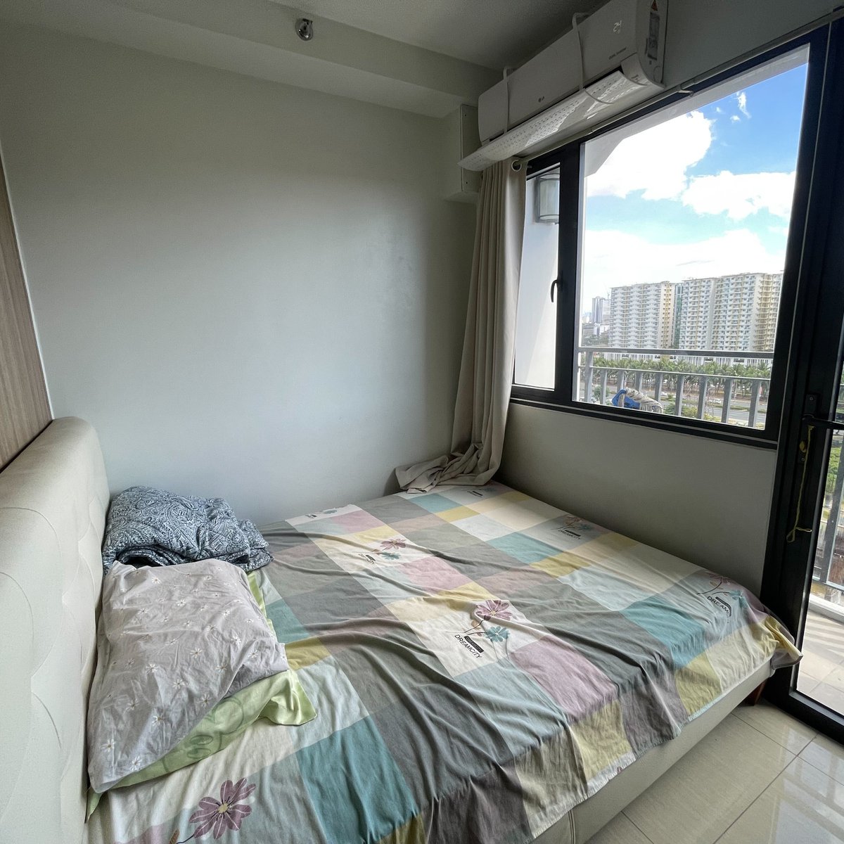 SMDC shore 2 28.00 sqm 1bedroom Condo For Rent in Pasay Metro Manila