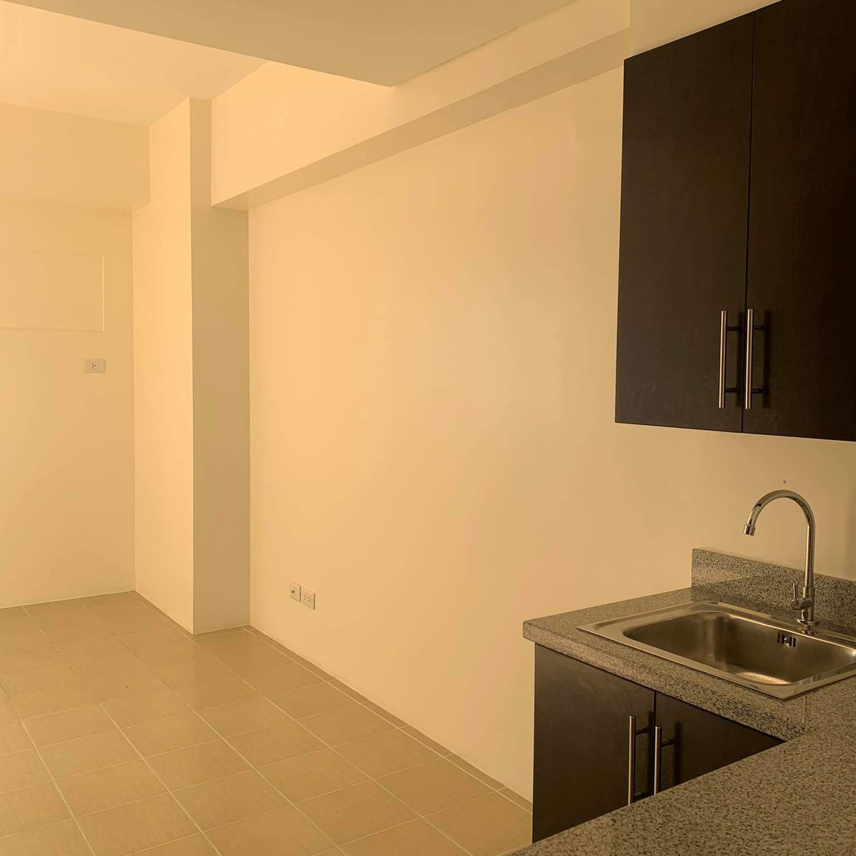 23 sqm/ 10k monthly/ pet friendly condo located in Sta.Mesa Manila