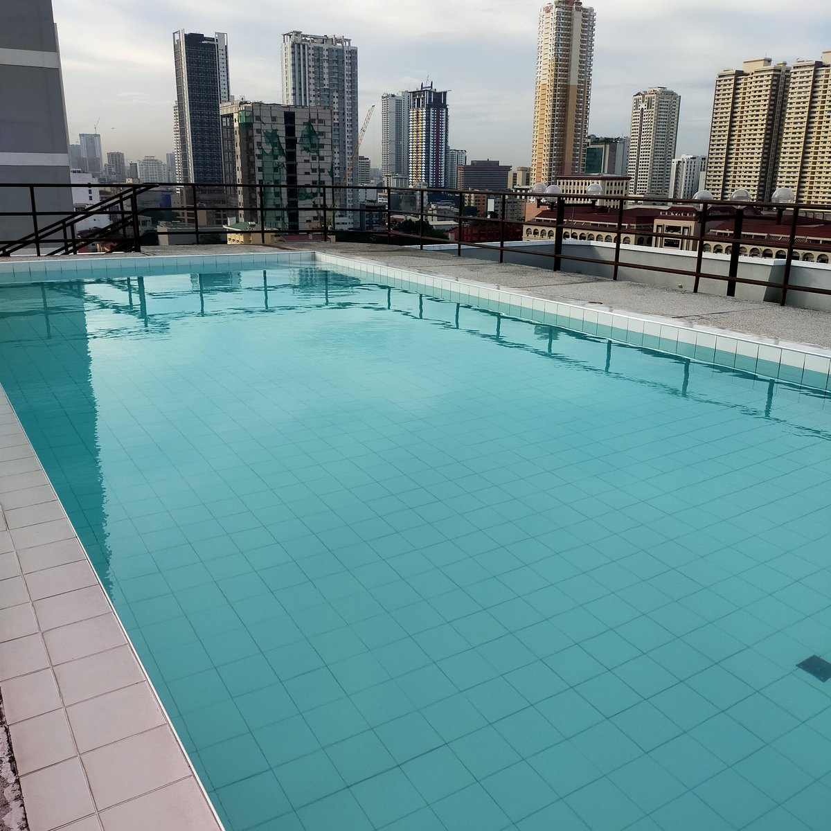 FOR SALE Furnished 2 bedroom unit front of PGH Taft Paco Ermita Manila