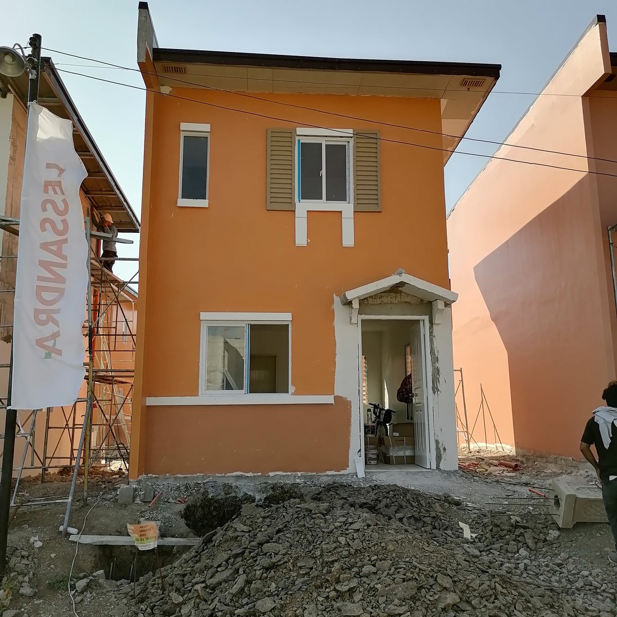 Discounted 2bedroom Single Attached House Renttoown in Valenzuela