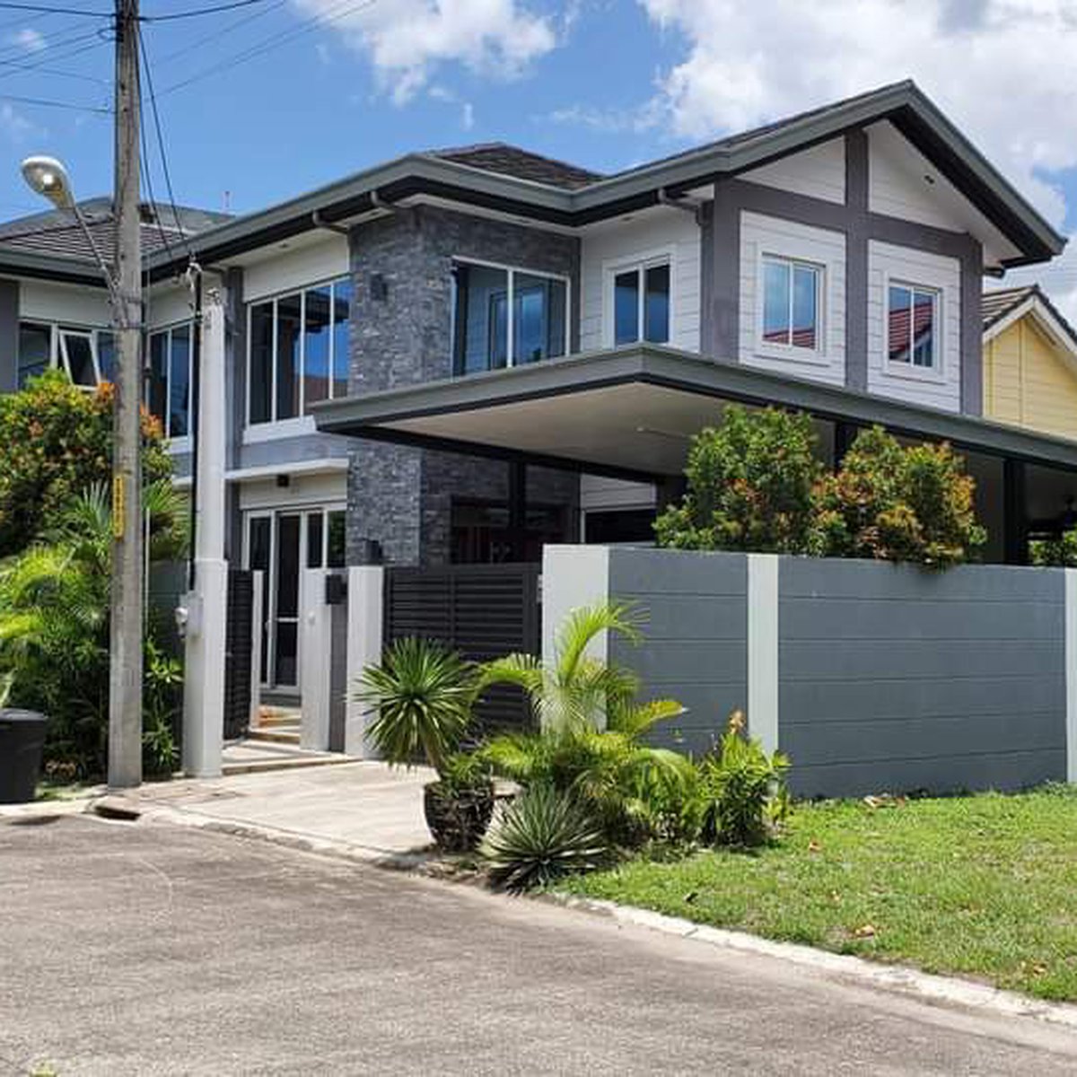 Furnished 3bedroom Elegant house for sale by owner in Pampanga [House