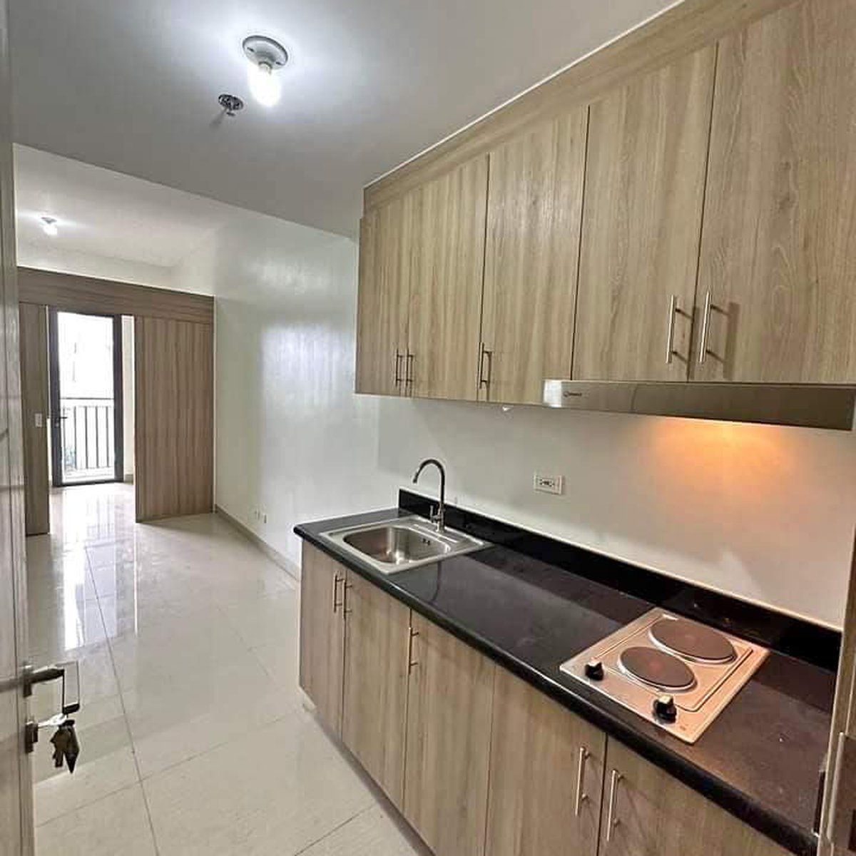 12 BEDROOM CONDOMINIUM IN PASAY CITY NEAR MOA AND AIRPORT [Condo 🏙️