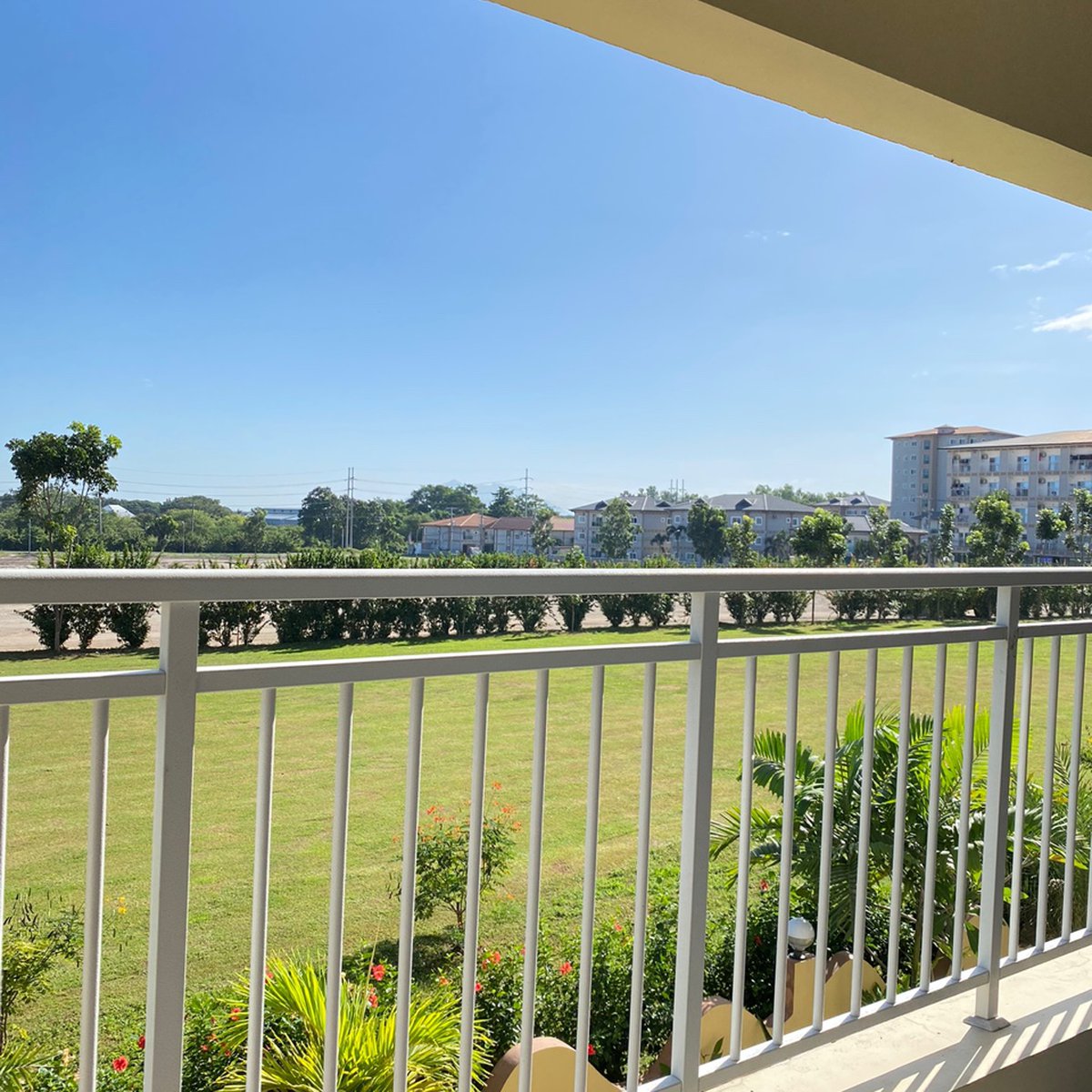 3 bedrooms Condo Unit for Rent in Clark Freeport Zone, Pampanga [Condo