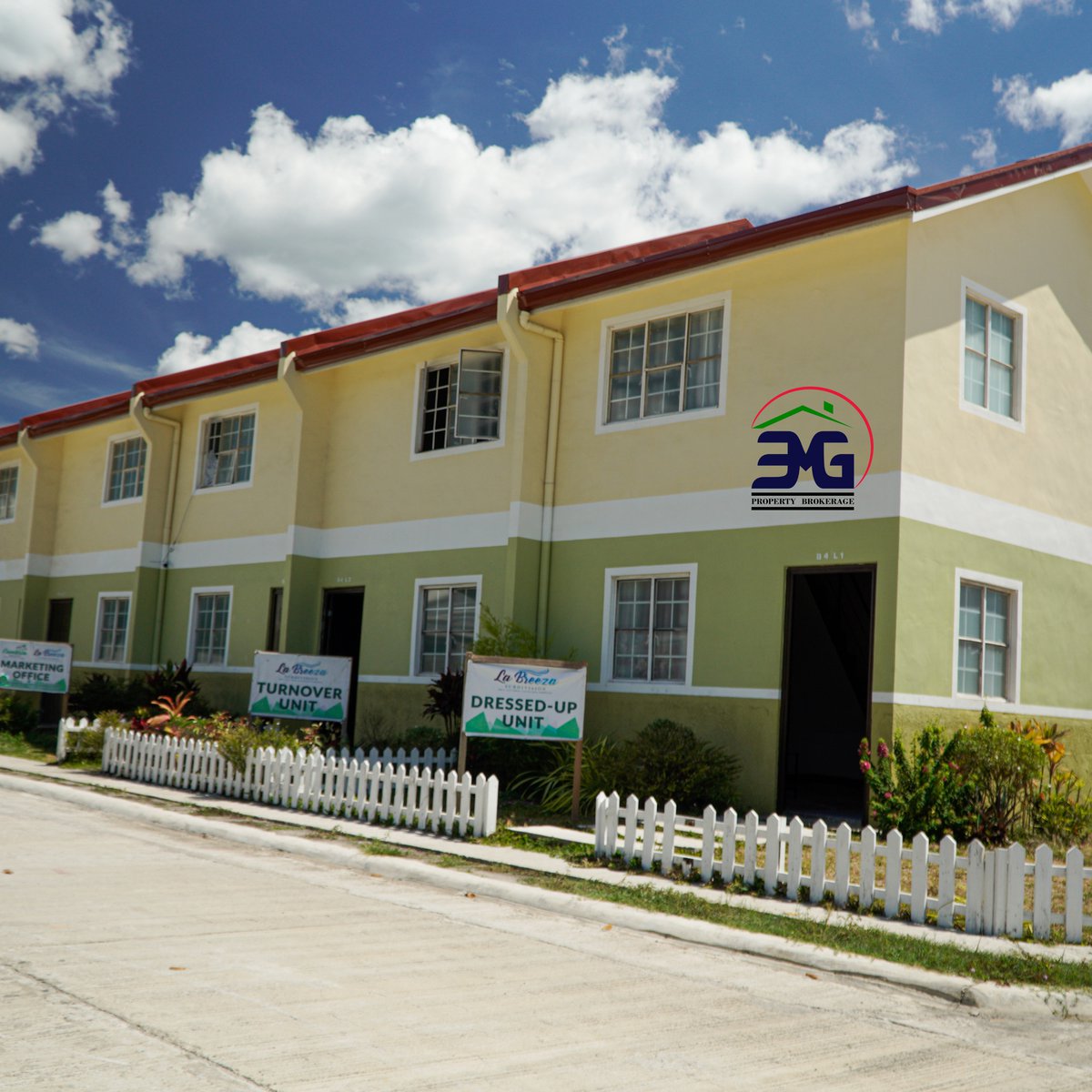 Labreeza Subdivision Townhouse 2 Bedroom Unit in Castillejos, Zambales