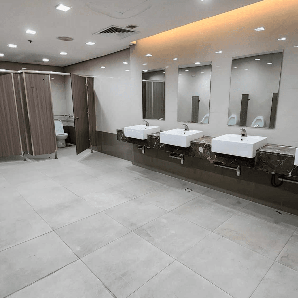 For Rent Lease Office Space Southwoods City Binan Laguna 2000sqm