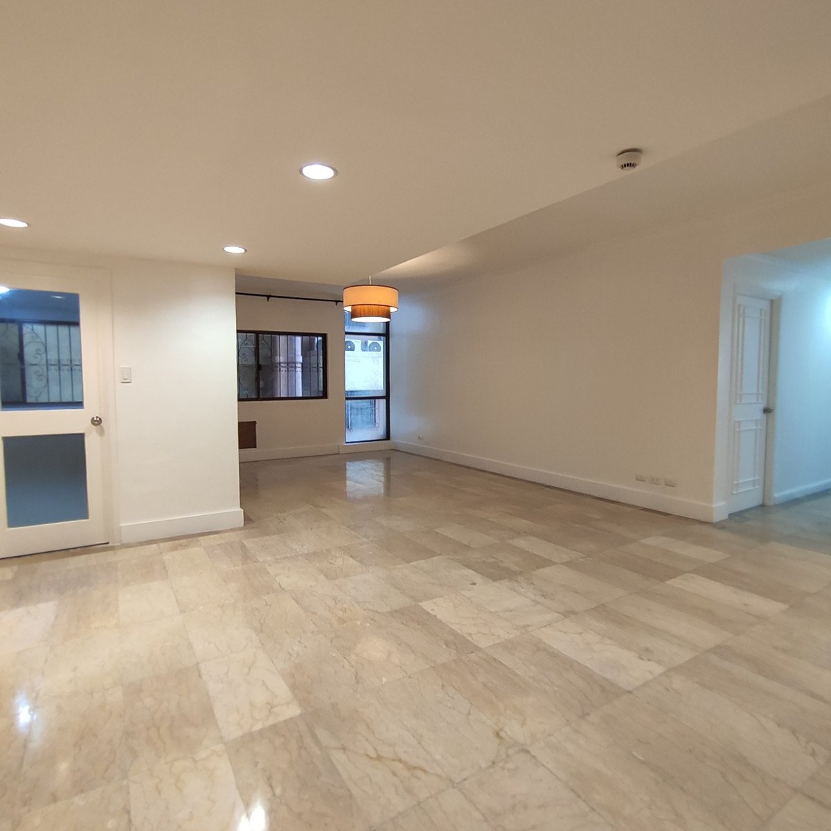 205sqm 3bedroom Condo for Rent in San Juan Metro Manila 10mins to ADB