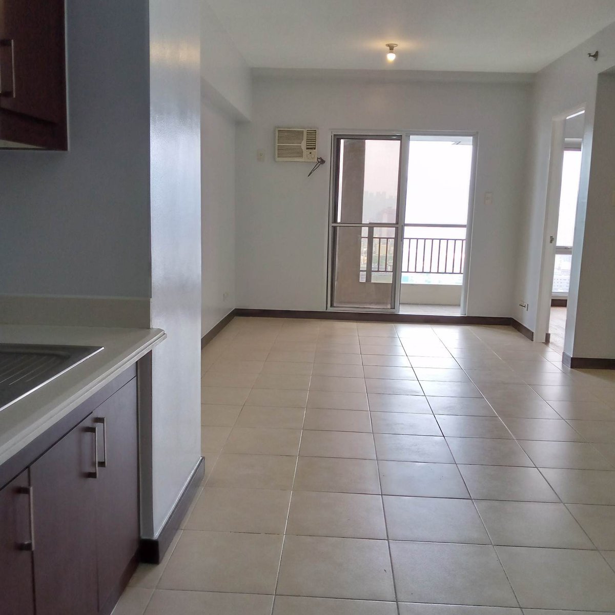 2 bedroom La Verti Residences, Pasay TAft NEAR MOA [Condo 🏙️] (July