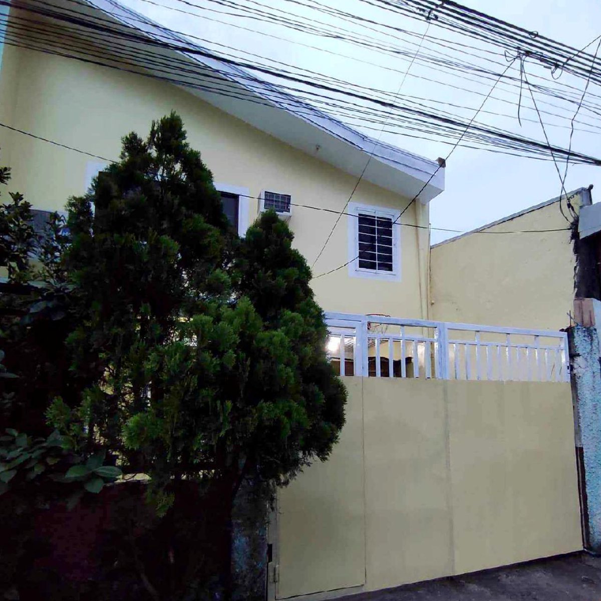 3storey plus Attic / 5Bedroom House and Lot for Sale RUSH!!! [House