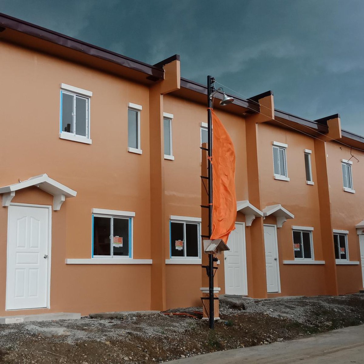 Affordable House and Lot for Sale in Valenzuela City [House and Lot 🏘️
