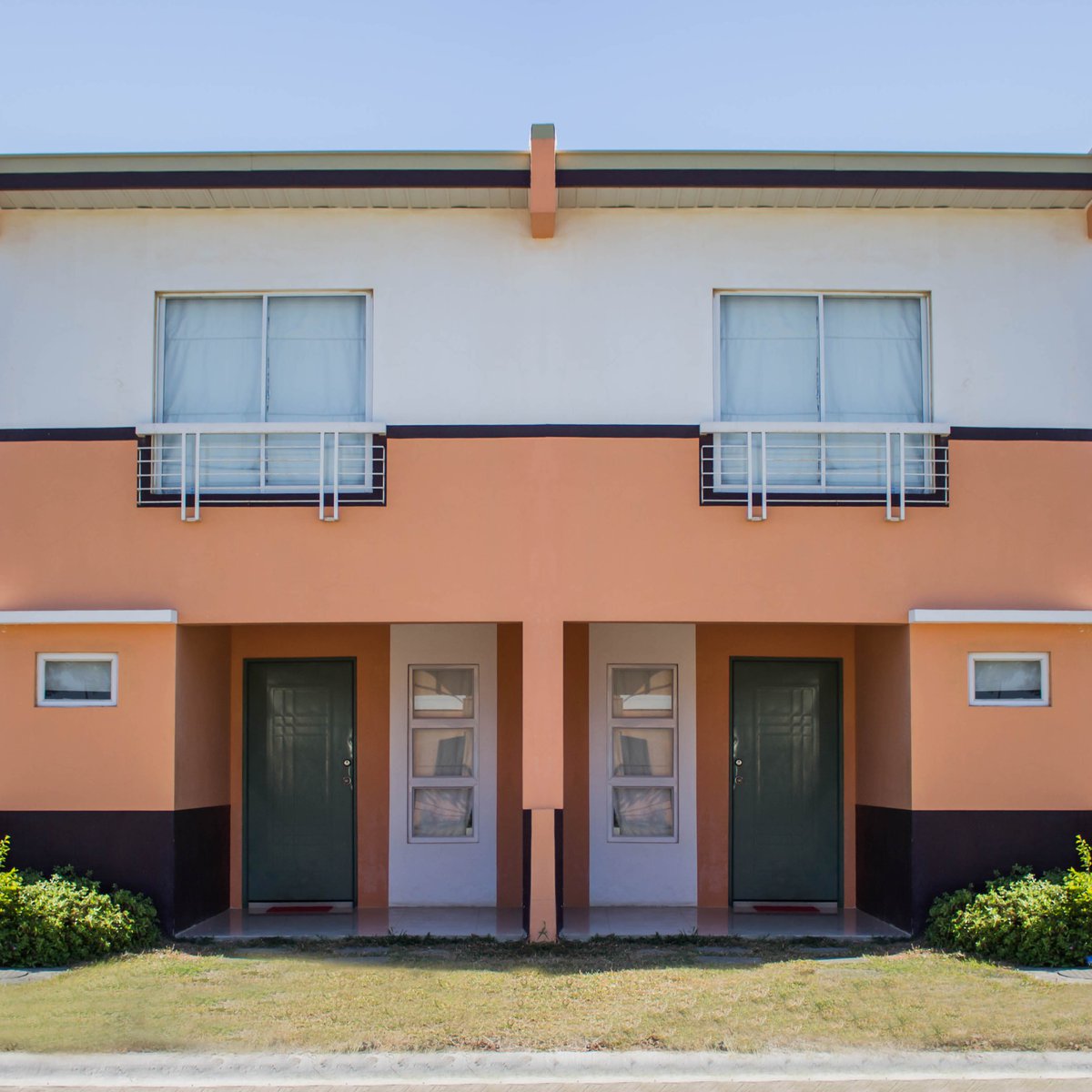 Ready for Occupancy Townhouse in Santa Cruz Laguna [House and Lot 🏘️] (January 2023) in Santa