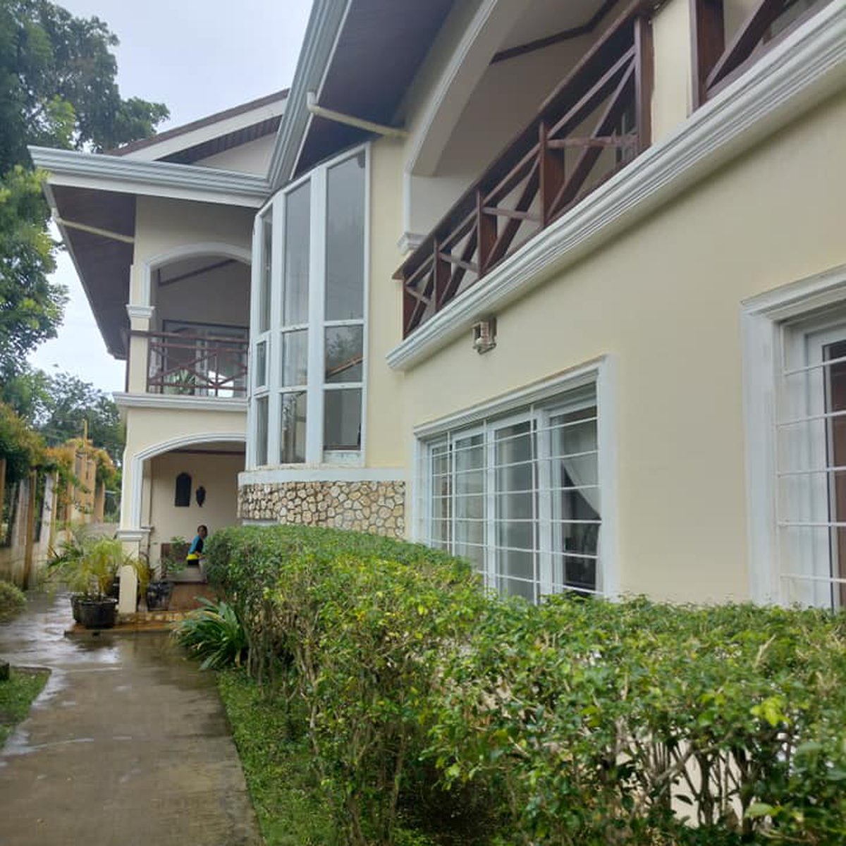 4 bedroom house walking distance from beach Panglao Island Bohol 36m ...