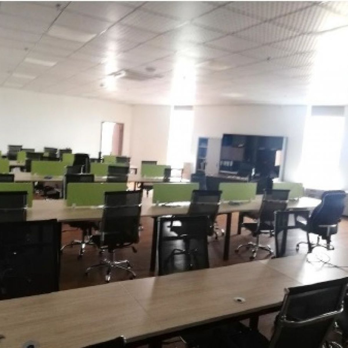 Office Space Rent Lease Paranaque City Metro Manila 2668 sqm