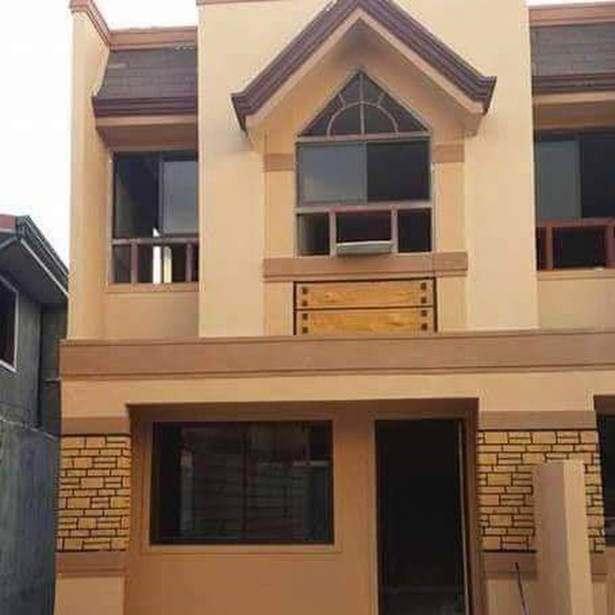 Pre-Selling Townhouse In Deparo,Caloocan Near Puregold [House And Lot 🏘 ...