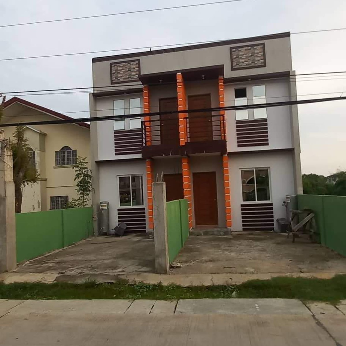 2bedroom Apartment and Lot 901 sqm For Sale in Lingayen Pangasinan