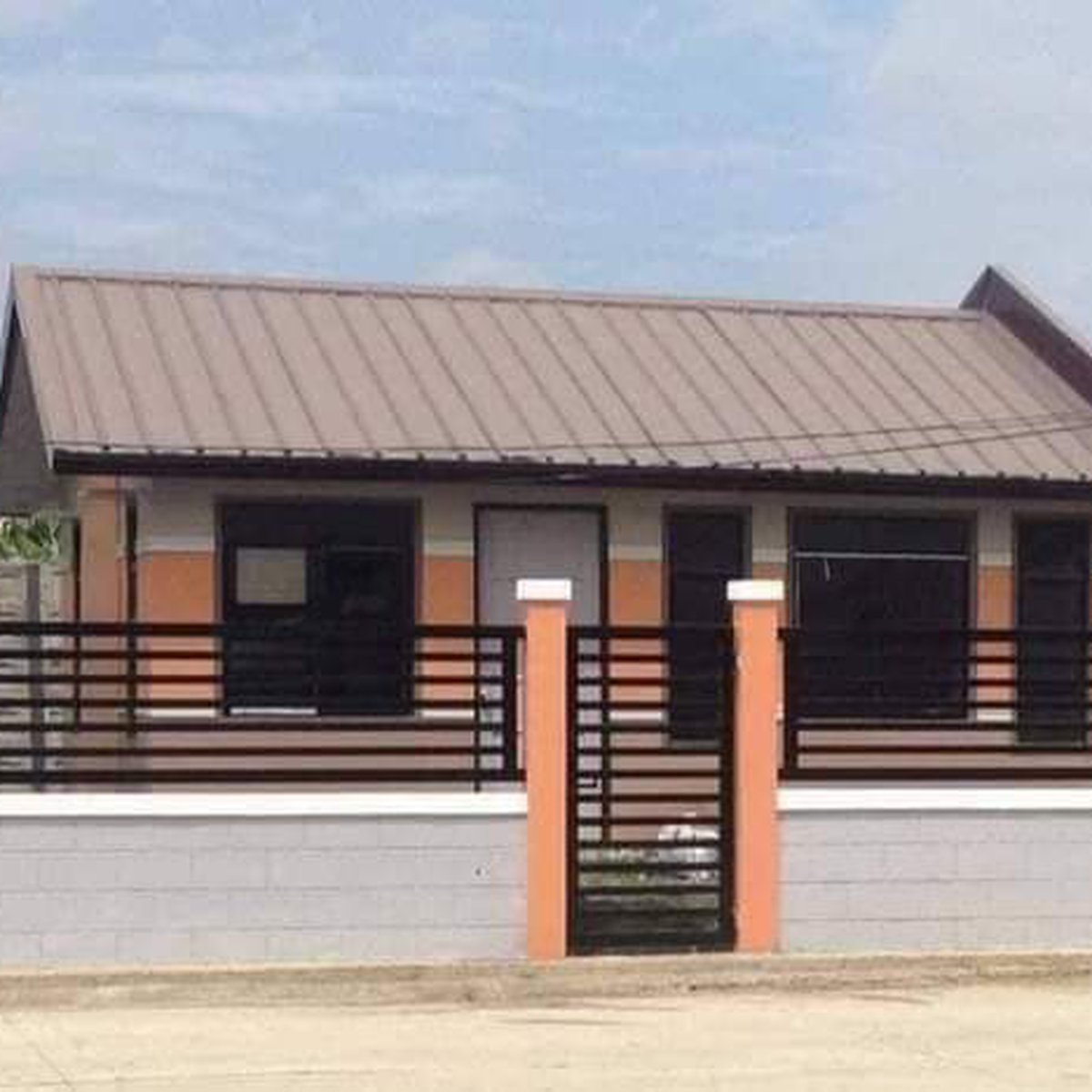 2bedroom Single Attached House For Sale [House and Lot 🏘️] (September