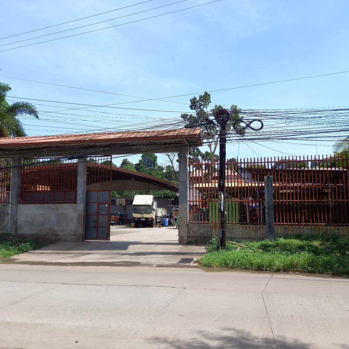 1682 Residential Lot With 3 Doors Apartment Along Main Road [Commercial ...