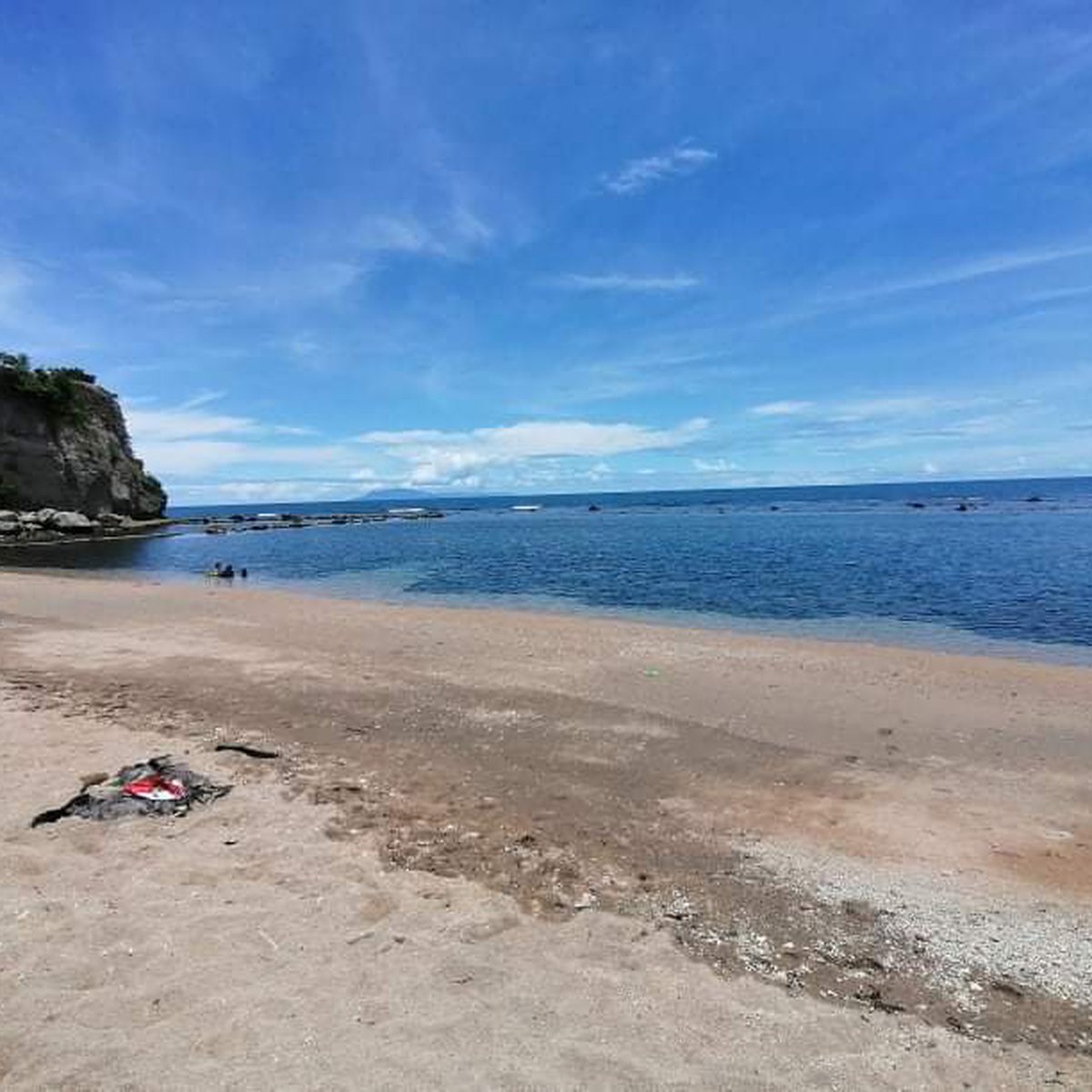 White sand ,1,200sqm for 10.500M.beach front at lian batangas [Beach