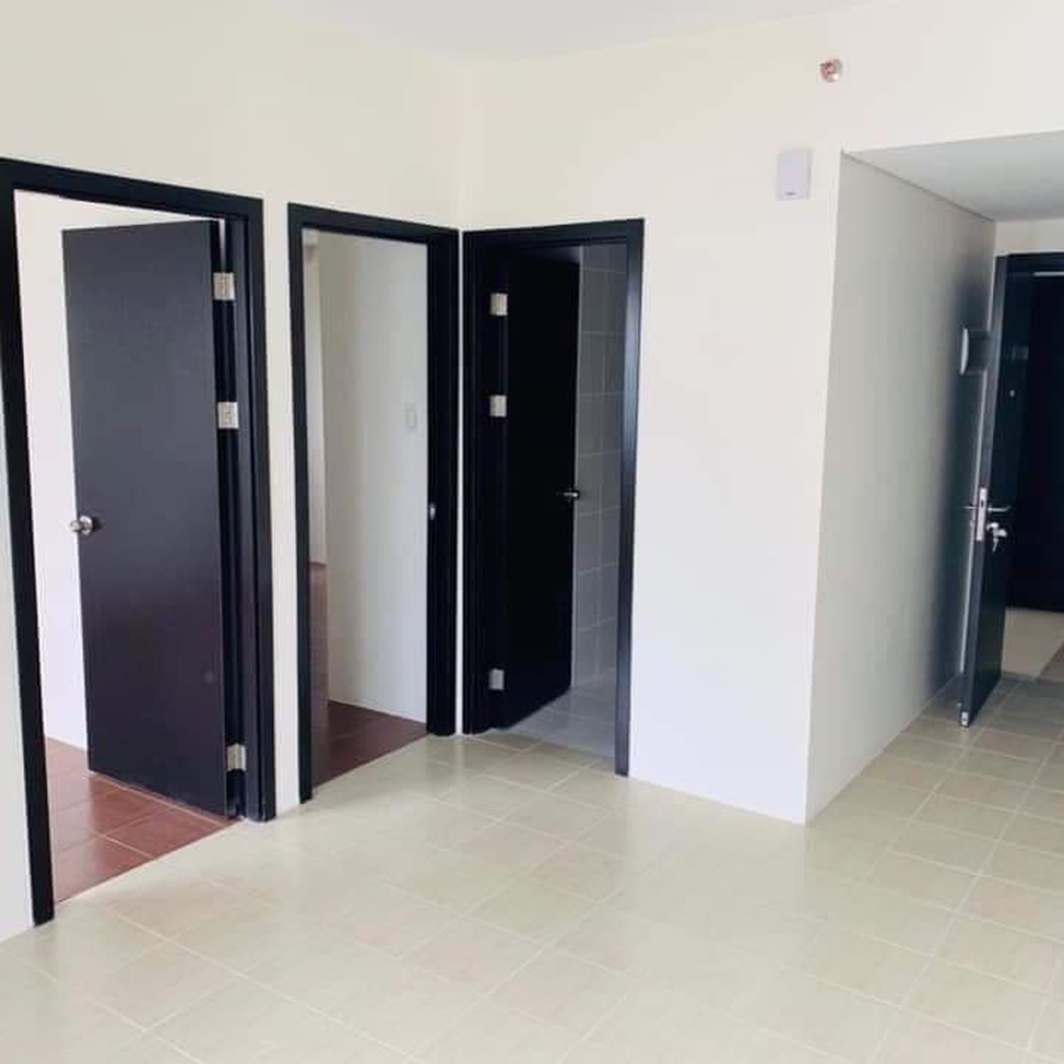 1Bed Room Rent to Own Condo Unit Bonifacio Global City Pasig Manila