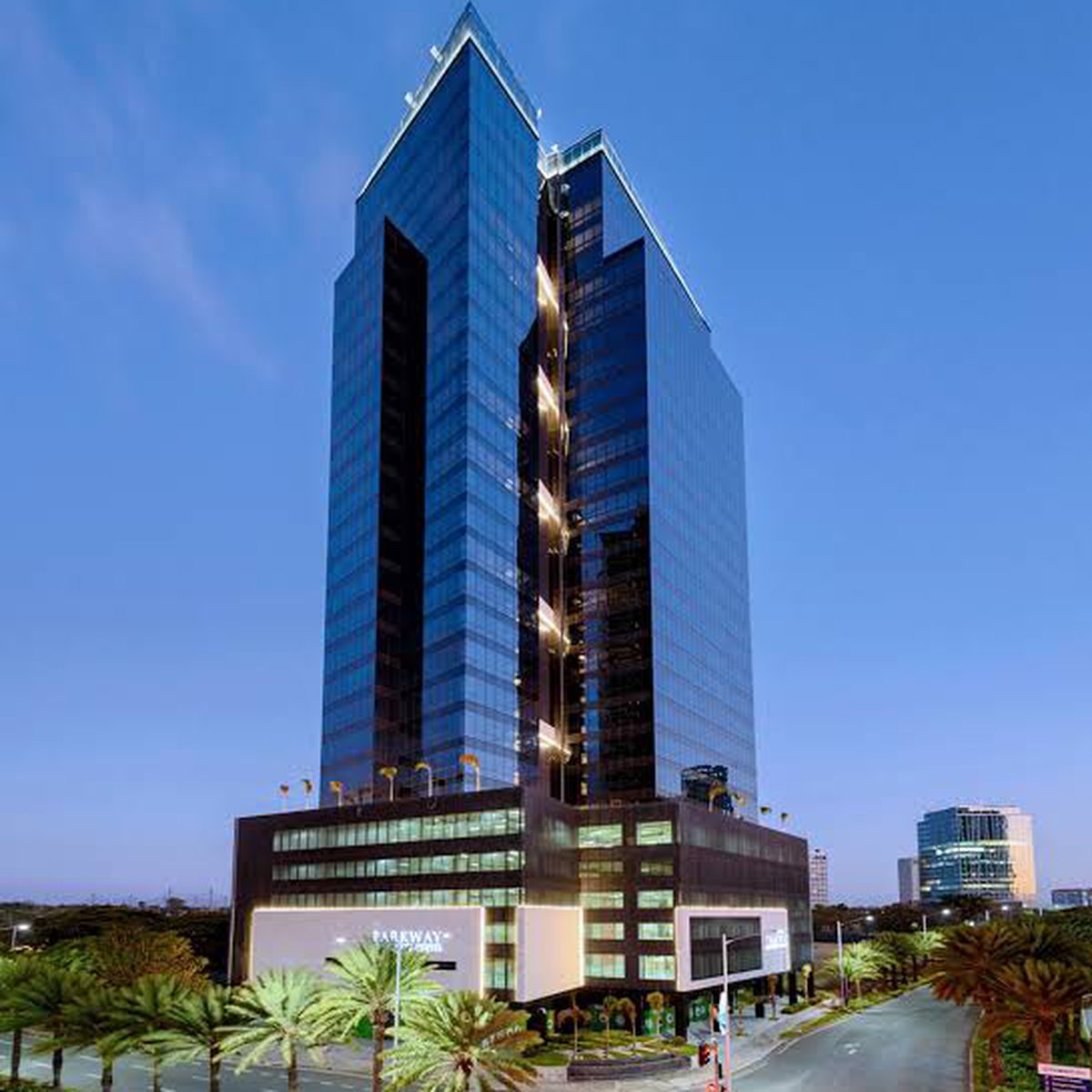 Below Market Value! Parkway Residences Office Space For Sale! [Condo 🏙️