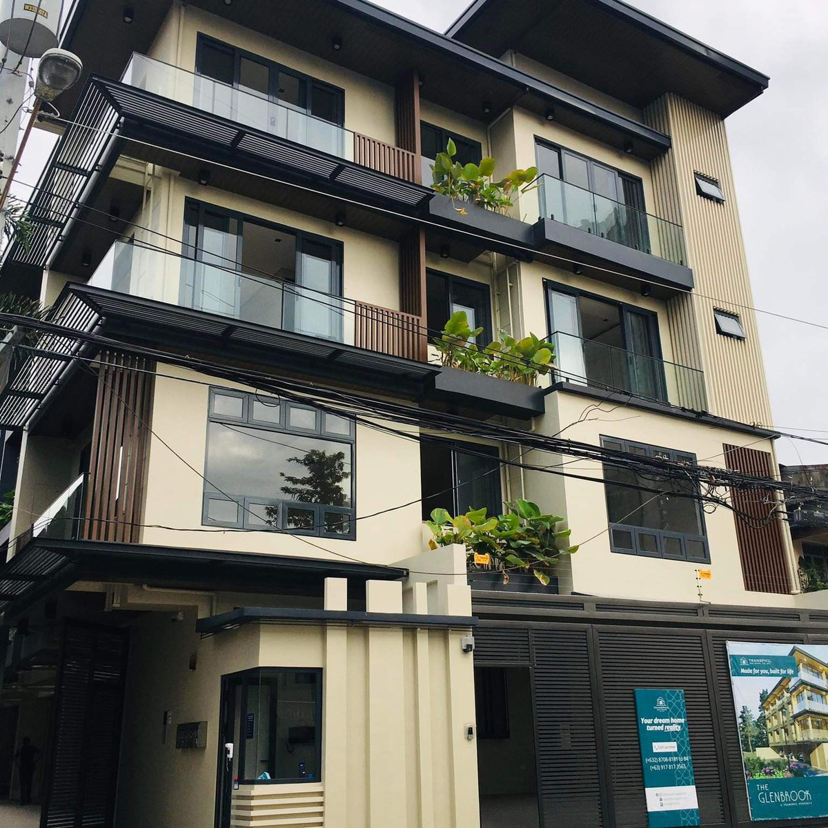 Brand New Modern Design Townhouse For Sale Mandaluyong City!!! [House and Lot 🏘️] (March 2022